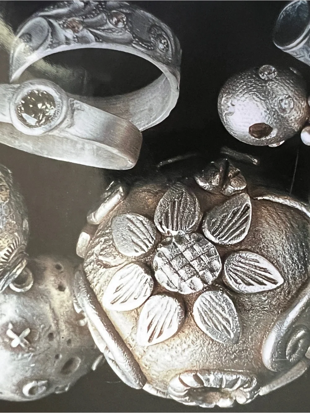 The Art of Metal Clay: Techniques for Creating Jewelry and Decorative Objects